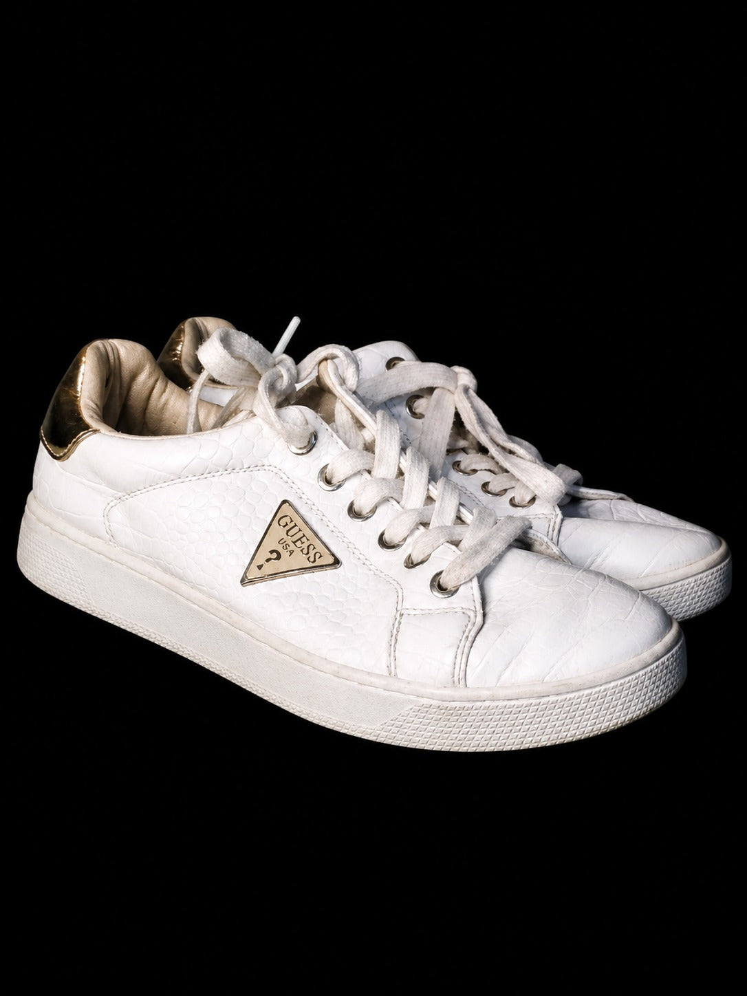 Guess Reshy Lace-Up Sneaker (8/10)