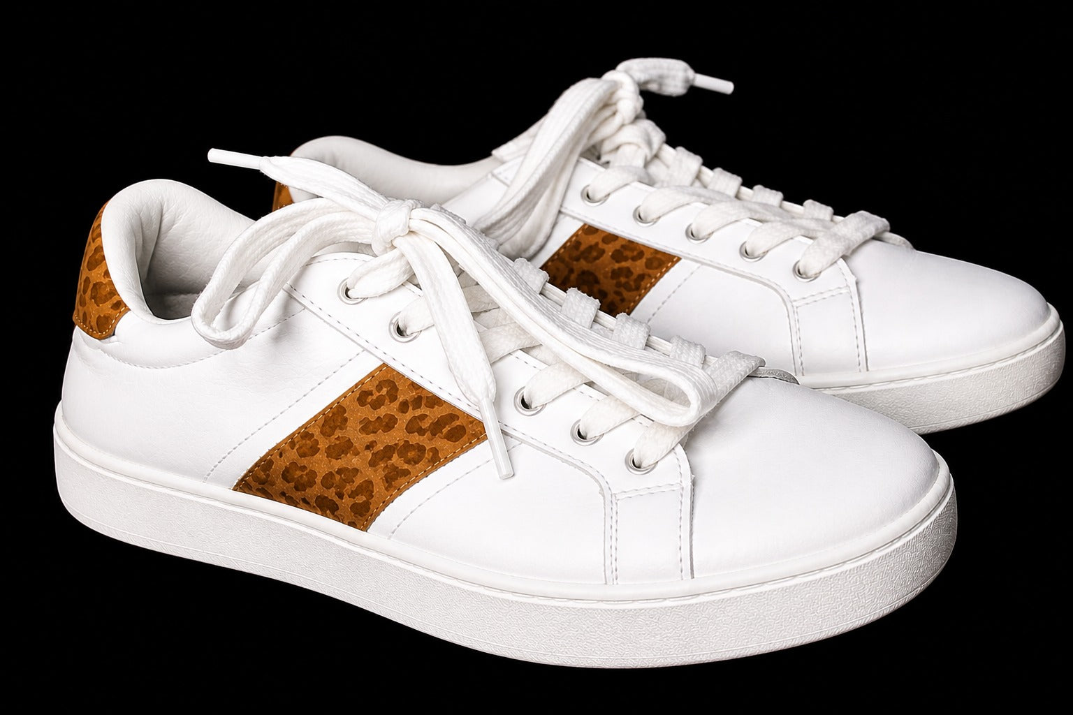 Clarks Pawley Rilee Leather Fashion Sneakers (9/10)